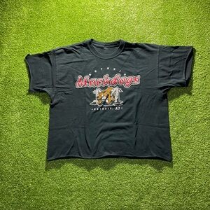 Vintage 2005 New York Muck Dogs Black Graphic Cropped Tee